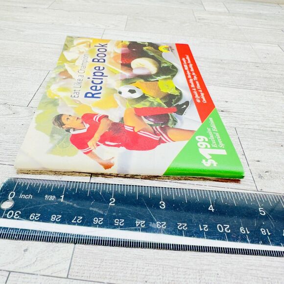 Safeway's Eat Like a Champion Recipe Cookbook Booklet 2002 Retro - Picture 8 of 11